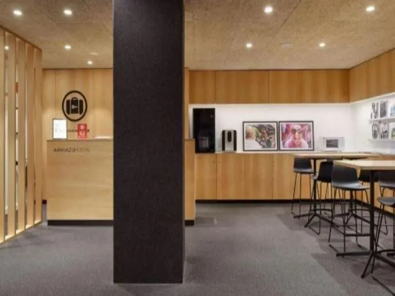 Hostal Arriazu Pamplona Hotell