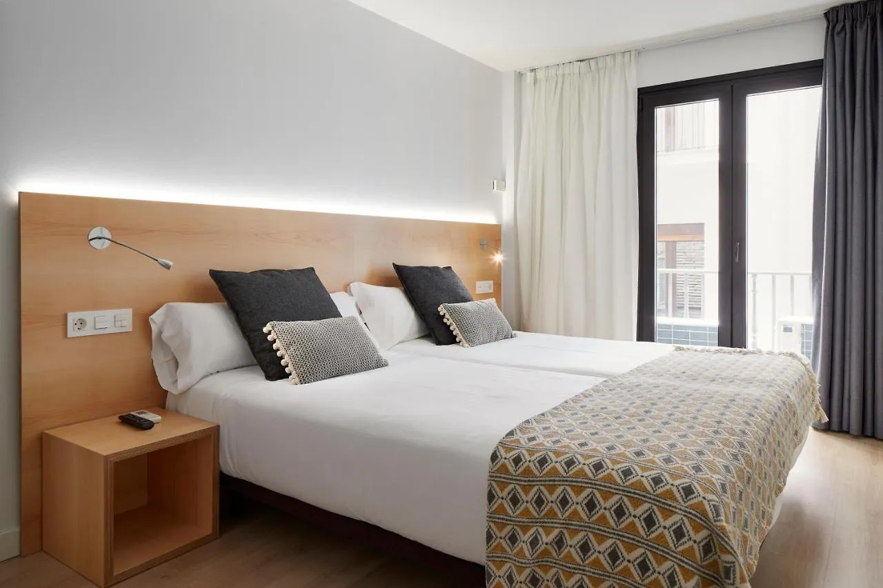 Hotell Hostal Arriazu Pamplona