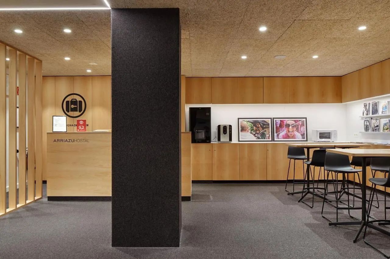 Hotell Hostal Arriazu Pamplona