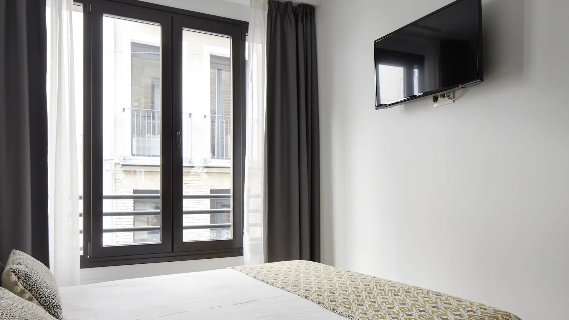 Hotell Hostal Arriazu Pamplona