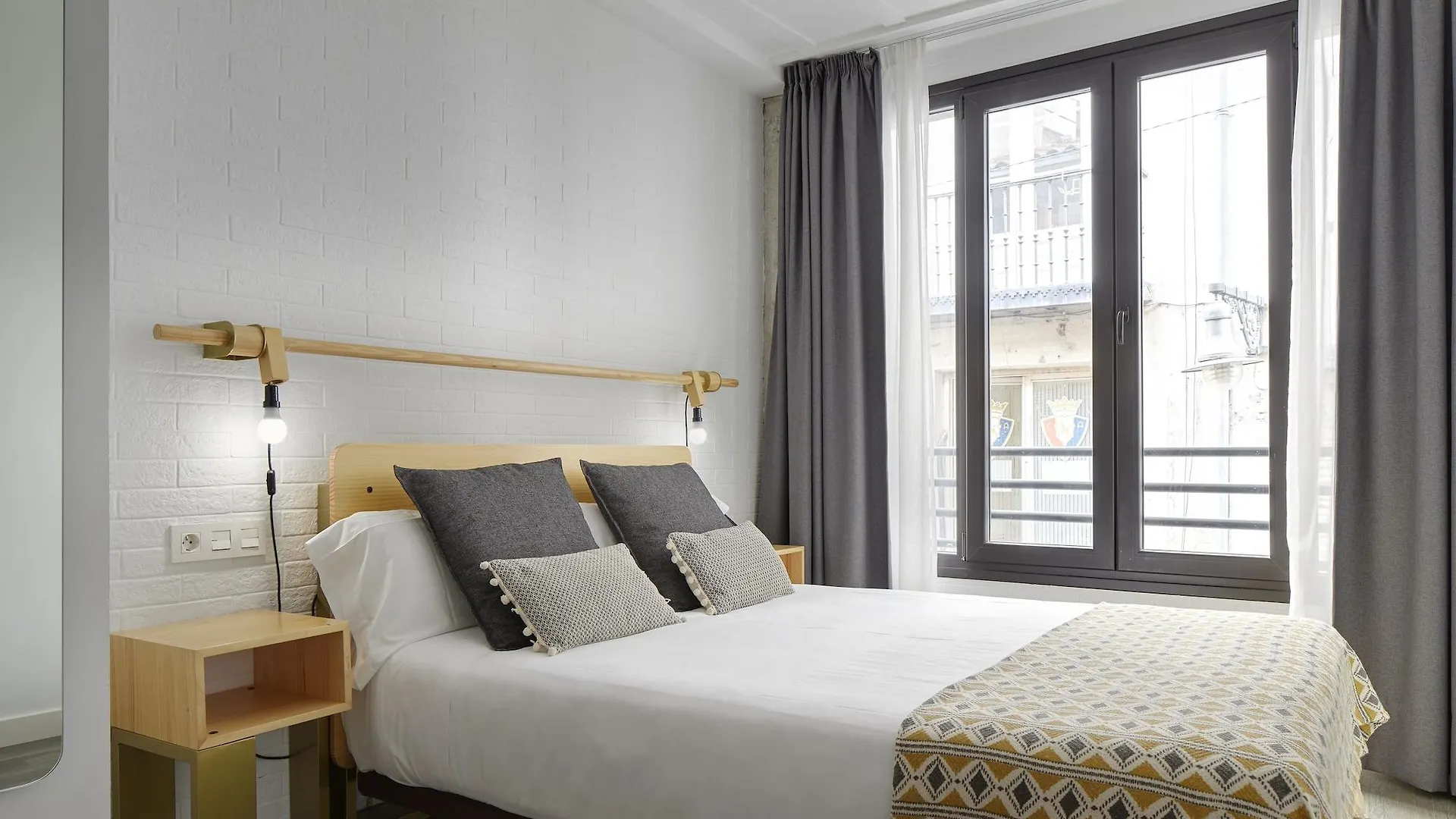 Hostal Arriazu Pamplona 2*,