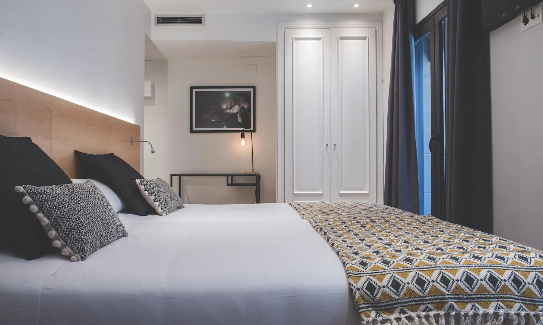 Hostal Arriazu Pamplona Hotell