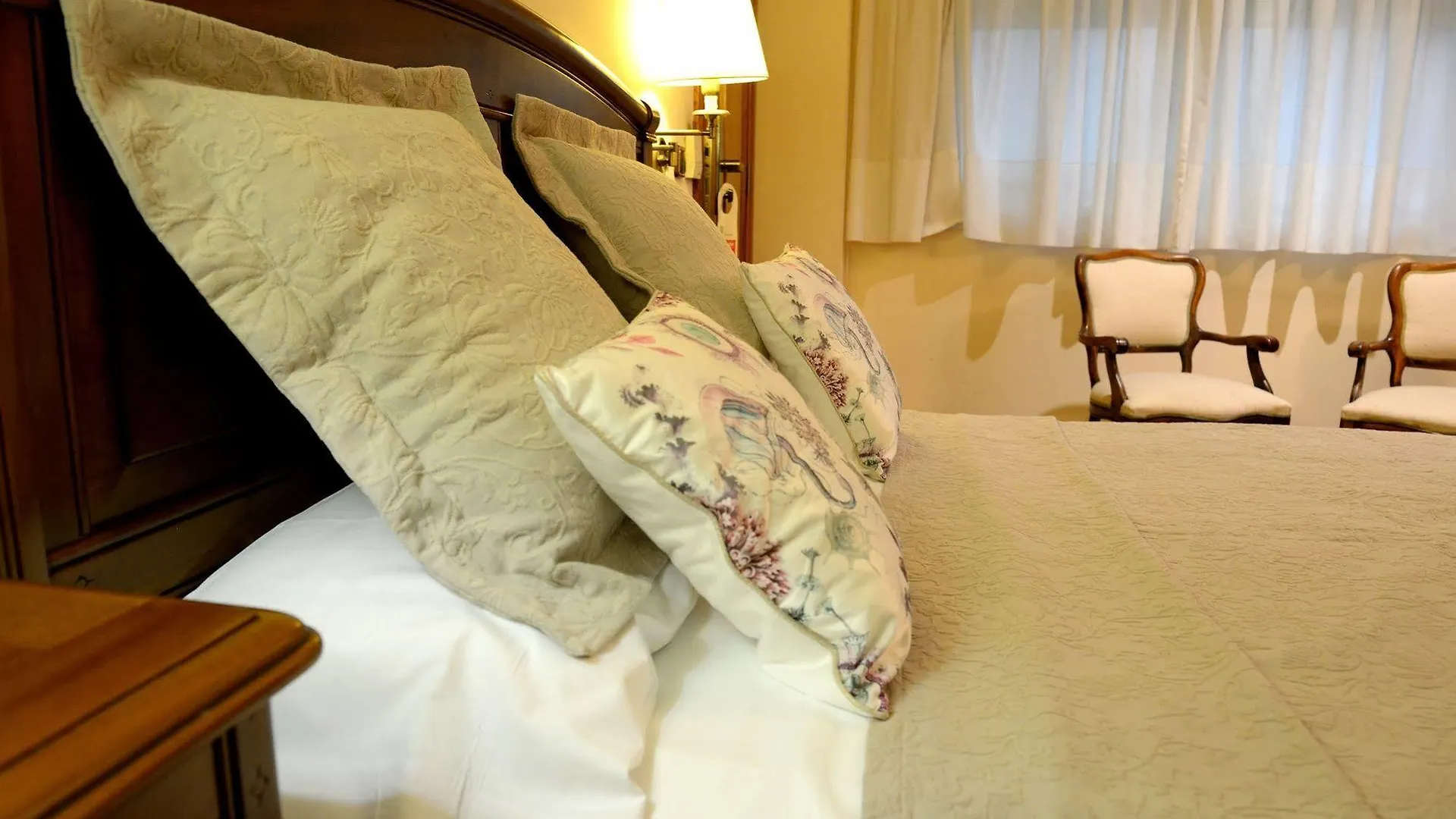 Hostal Arriazu Pamplona 2*,  Spanien