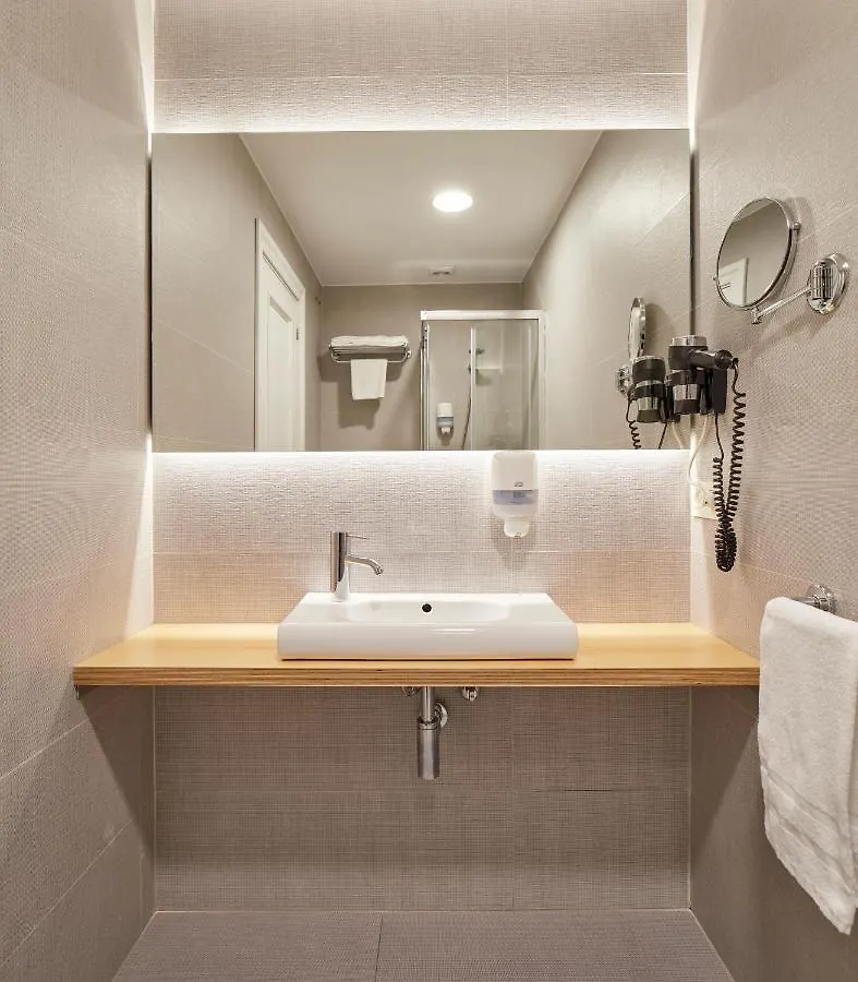 Hostal Arriazu Pamplona Hotel